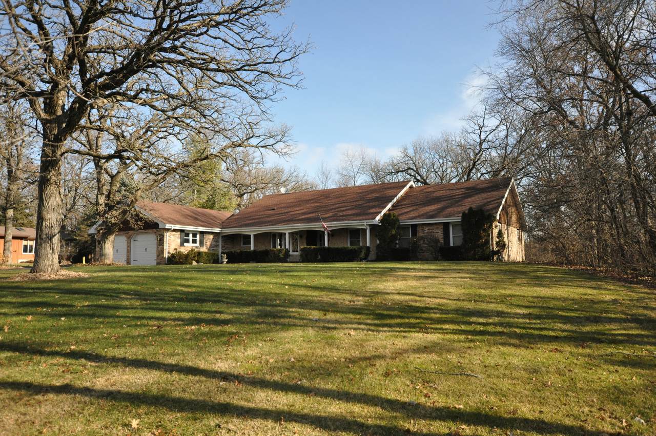 10460 Oak Ridge Road - Photo 1