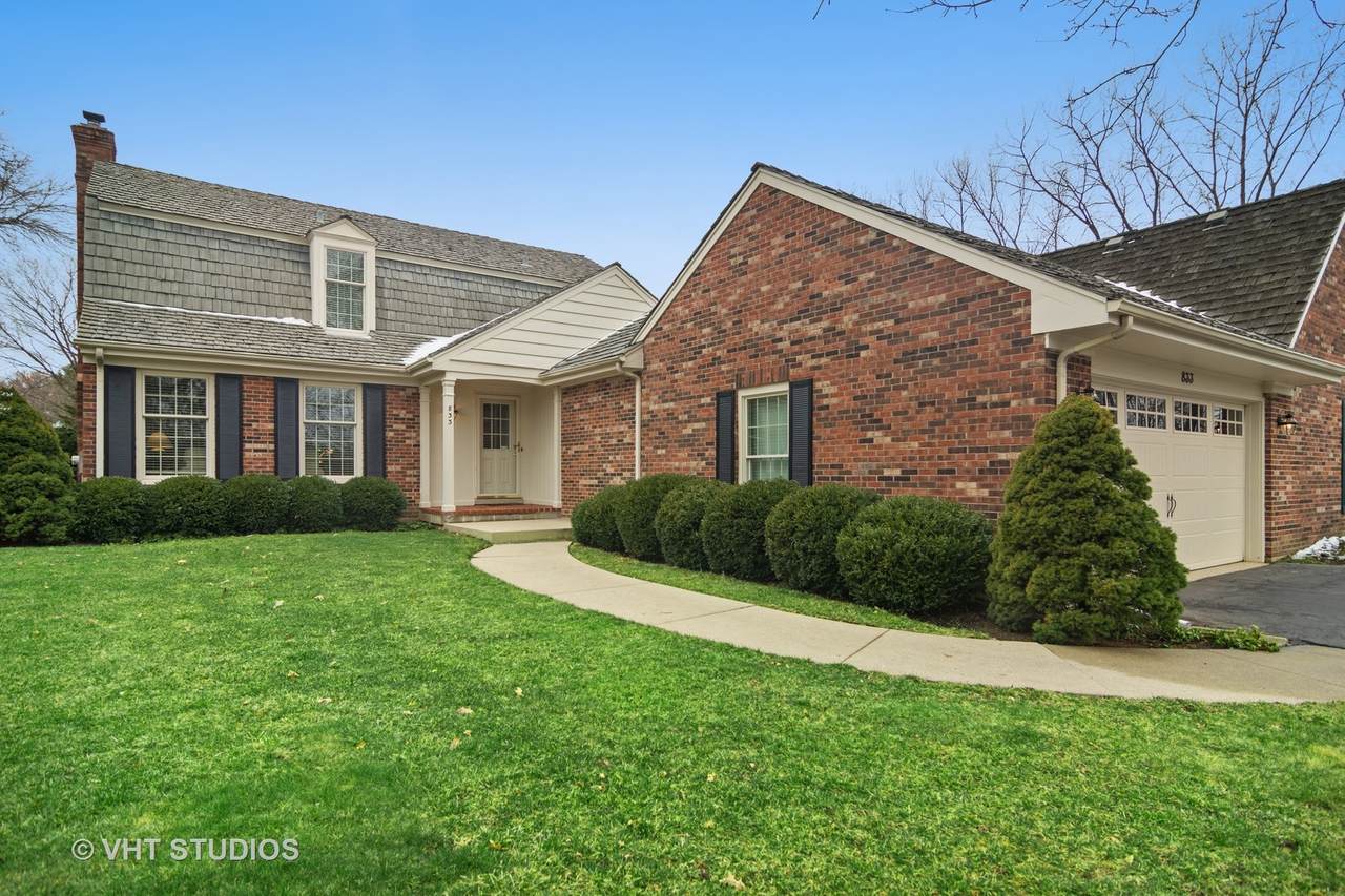 833 Dormy Lane - Photo 1