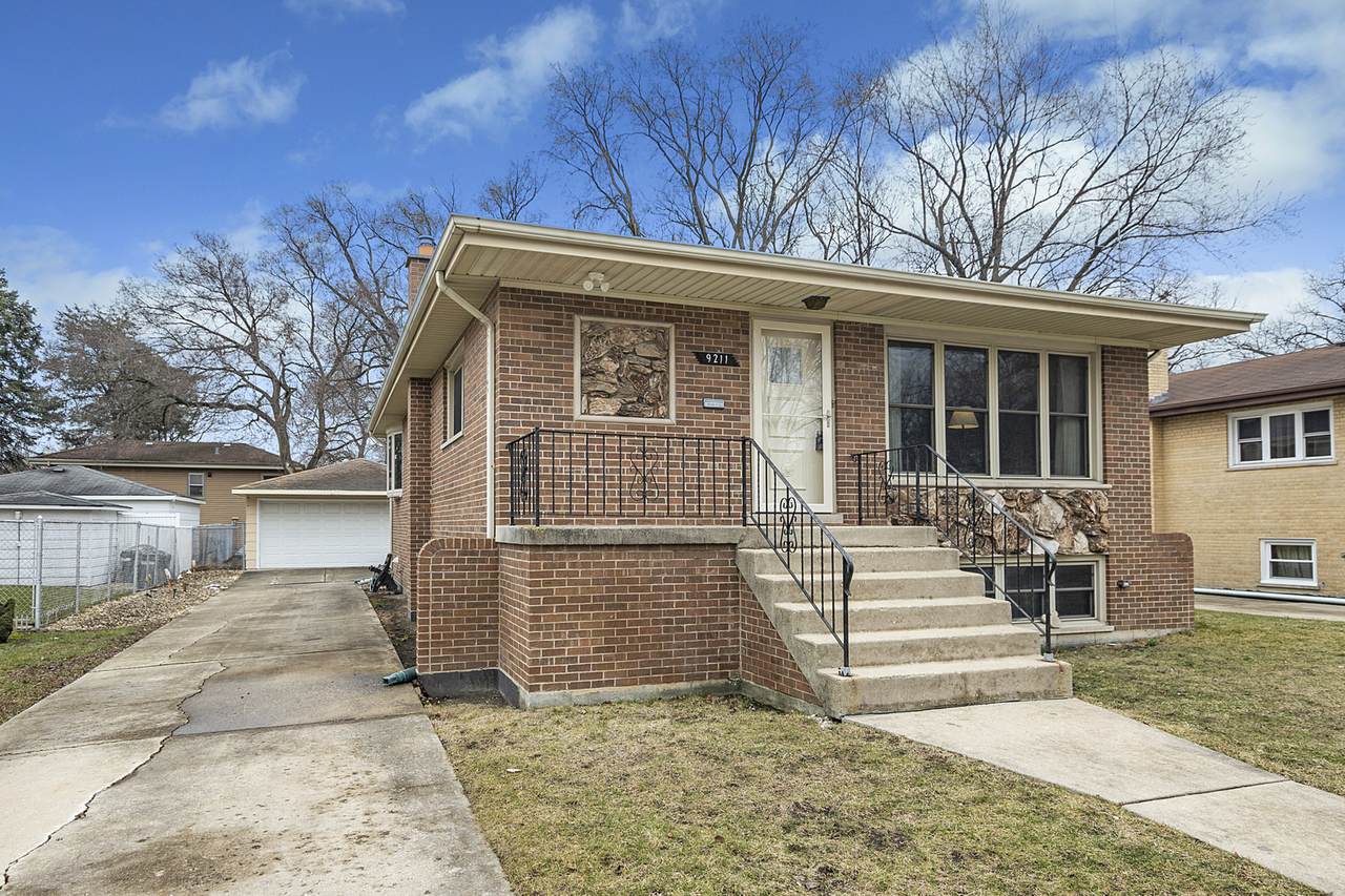 9211 Raymond Avenue - Photo 1