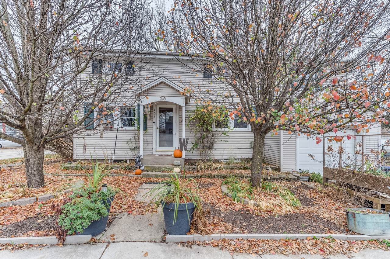 104 Pleasant Street - Photo 1