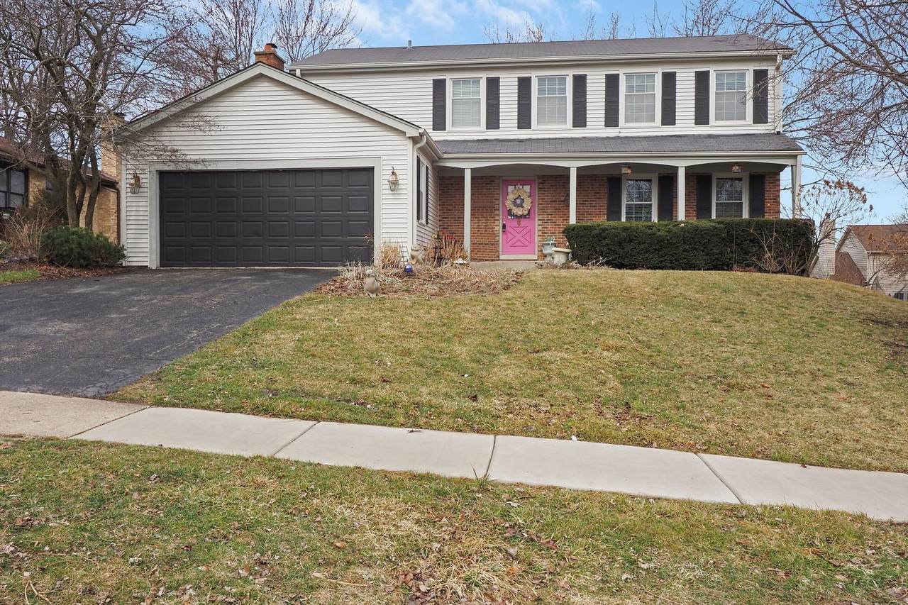 1842 Manor Lane - Photo 1