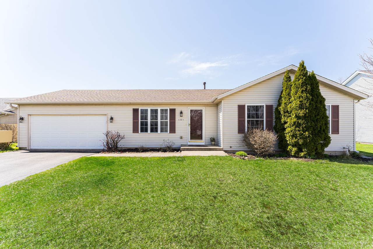 1221 Quail Run - Photo 1