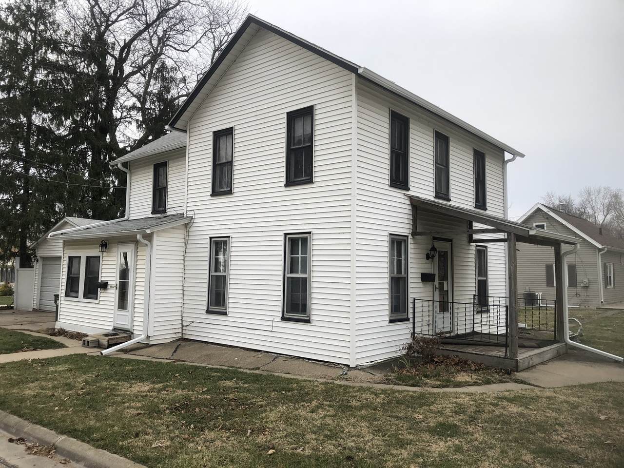 101 19th Avenue - Photo 1