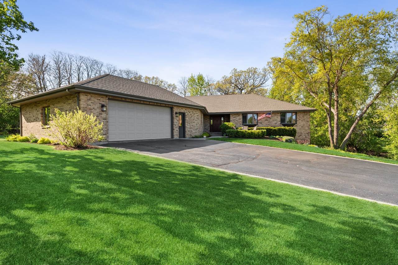 25460 Nancy Court - Photo 1