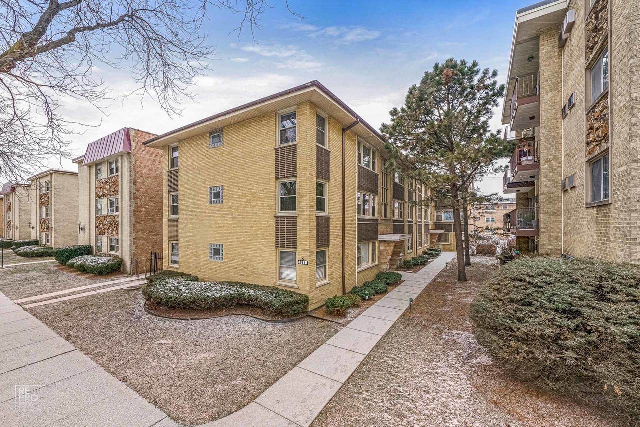 4228 Keystone Avenue - Photo 1