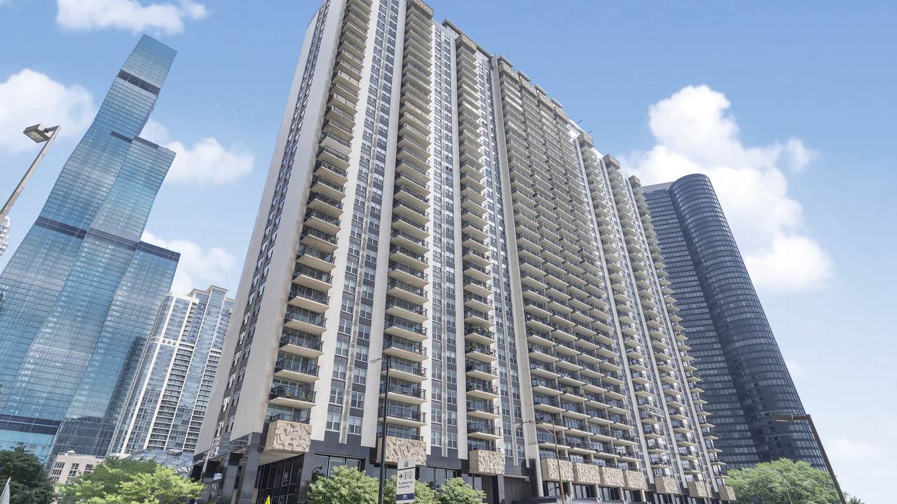 400 Randolph Street - Photo 1