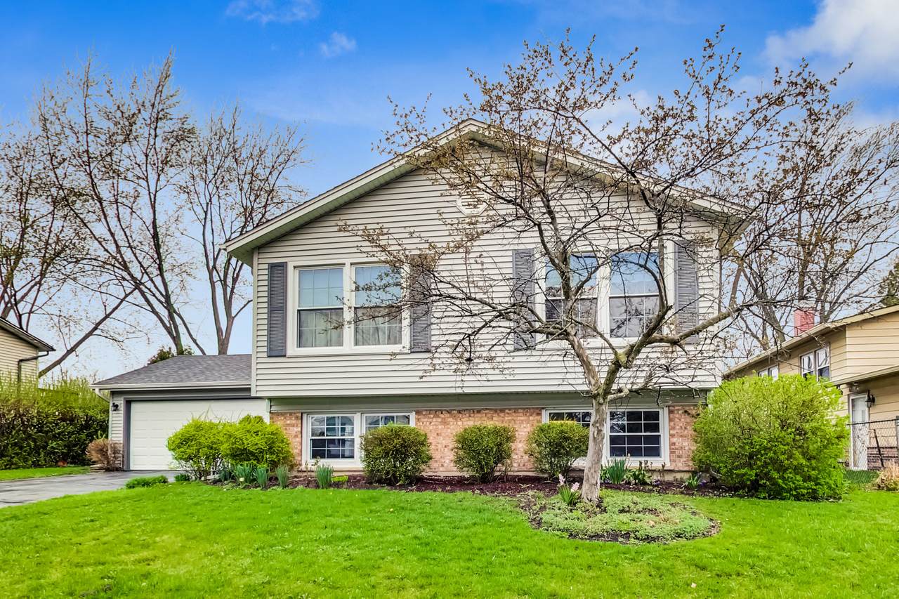 2527 Ridge Avenue - Photo 1