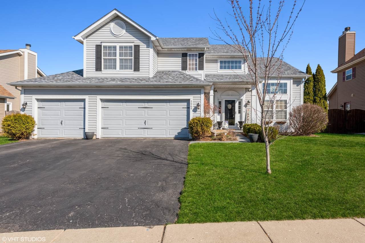 2068 Oaktree Trail - Photo 1