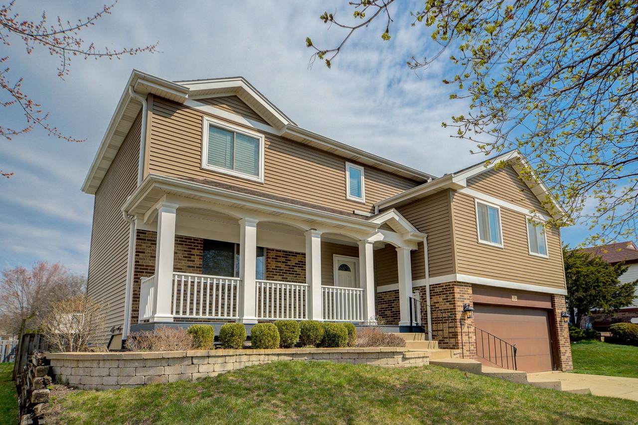210 Alpine Drive - Photo 1