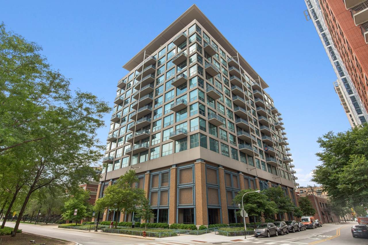 125 13TH Street - Photo 1