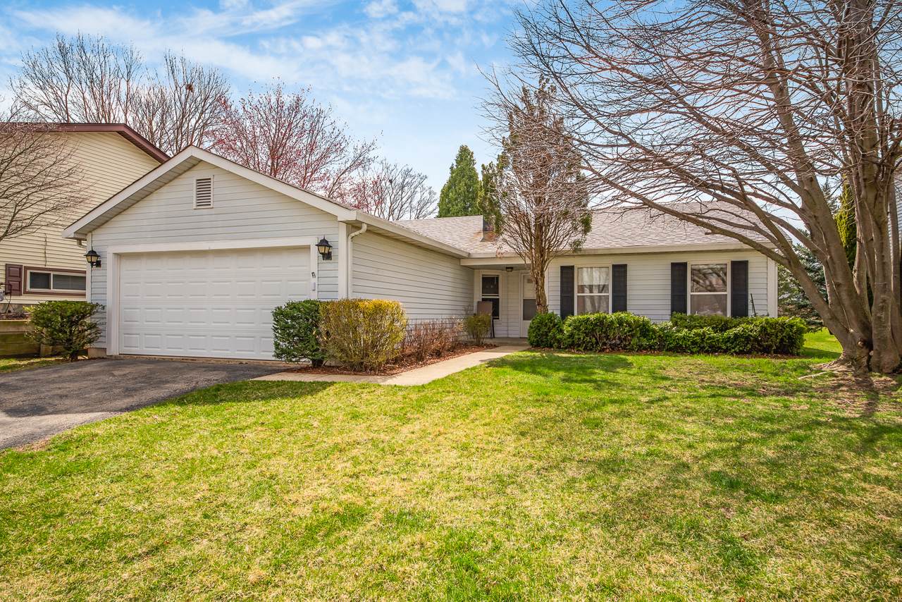 5S758 Parke Lane - Photo 1