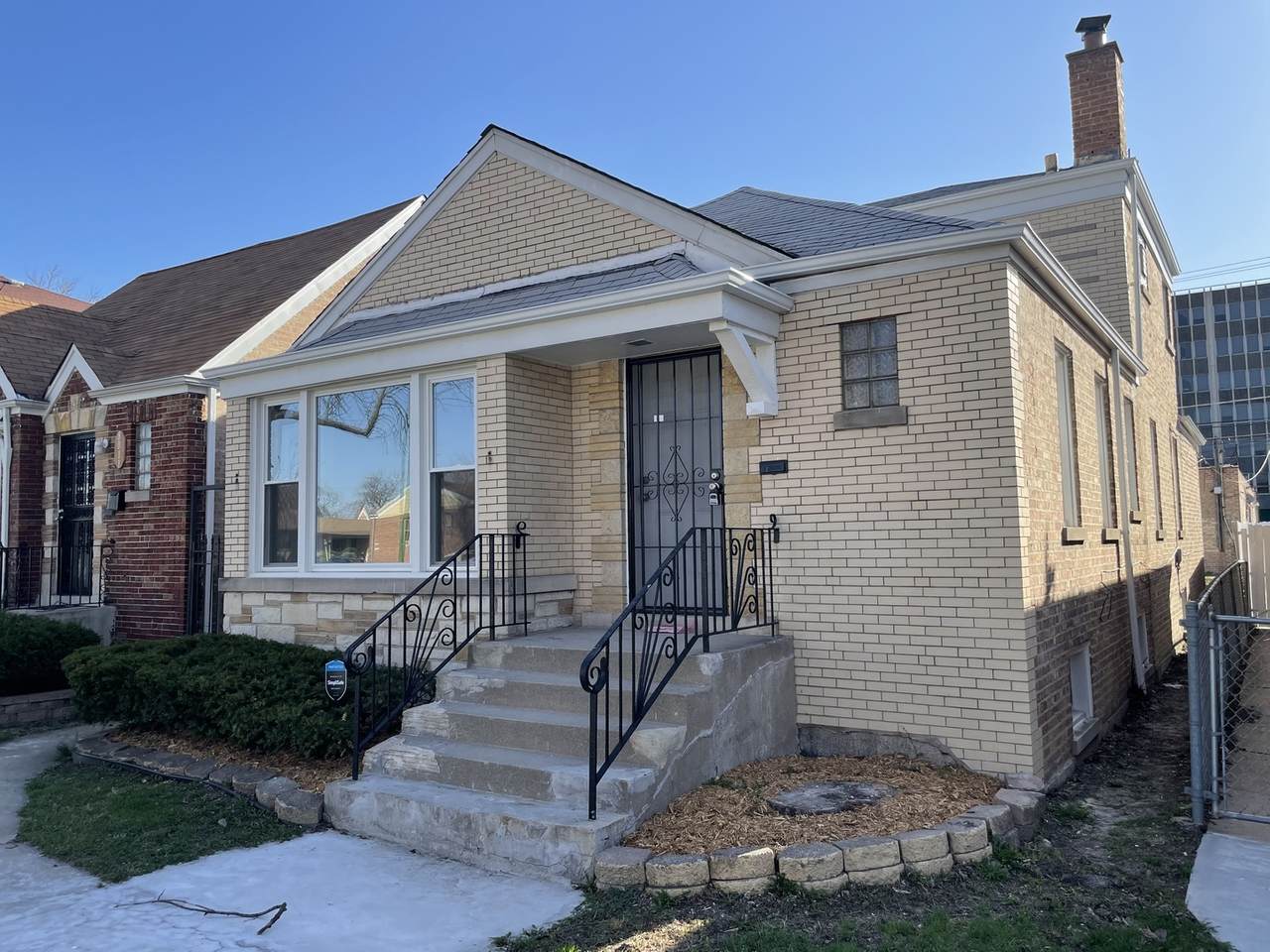 8015 Artesian Avenue - Photo 1