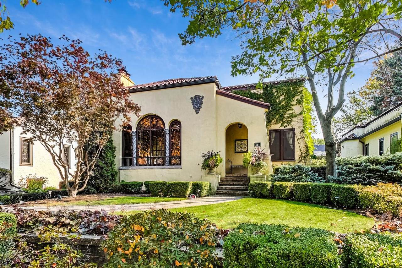 421 Mitchell Avenue - Photo 1