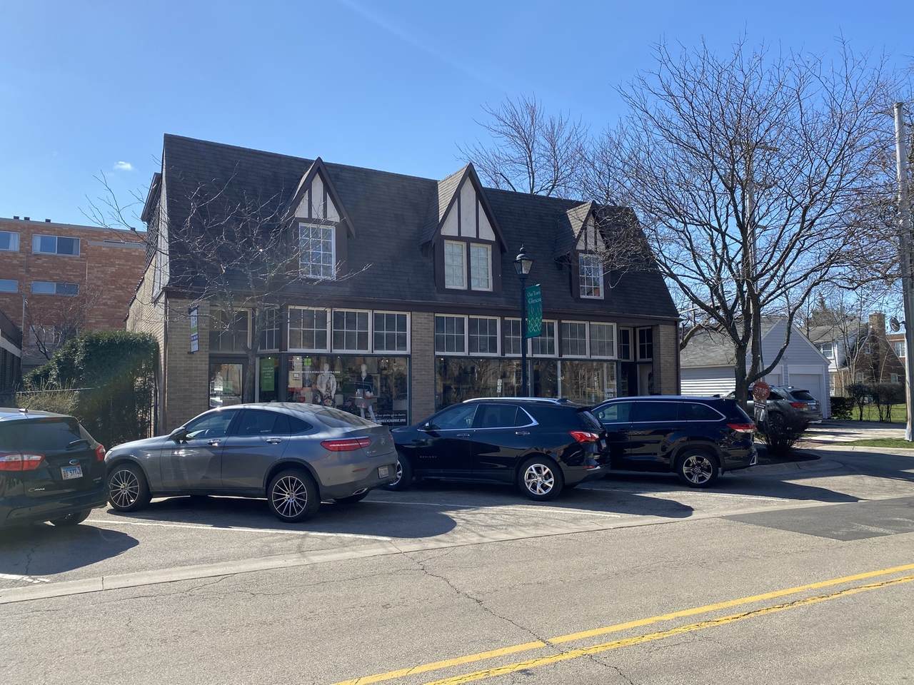 372 Hazel Avenue - Photo 1