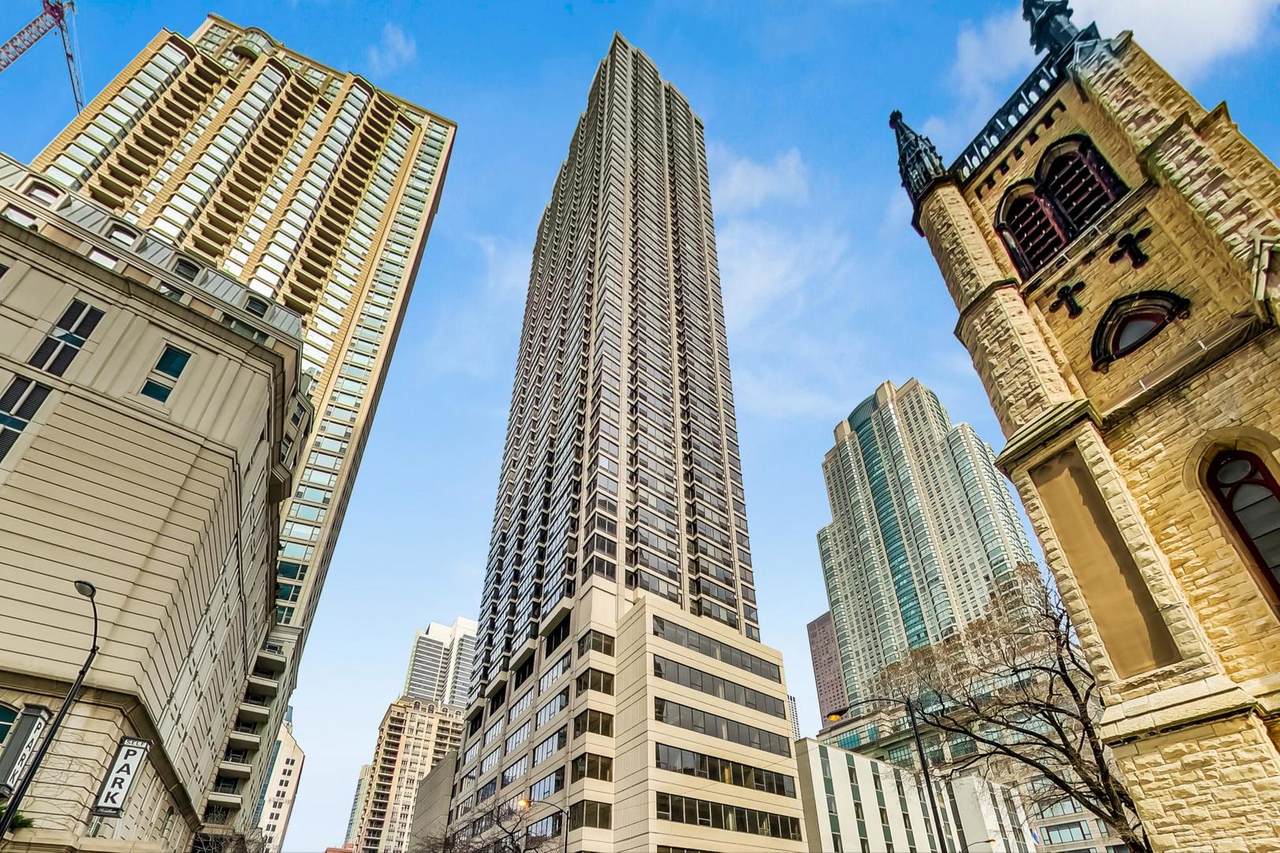 30 Huron Street - Photo 1