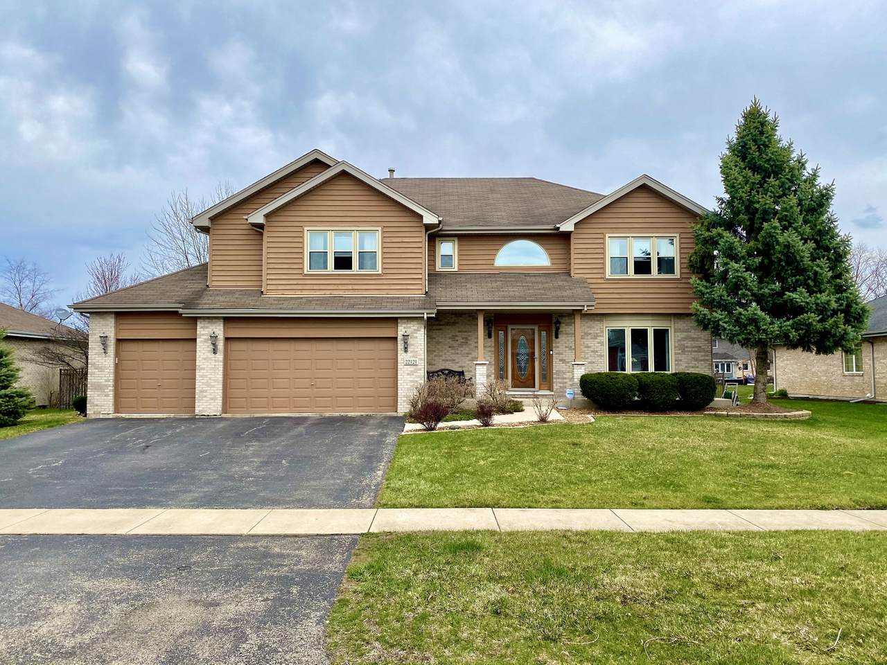 22121 Somerset Court - Photo 1