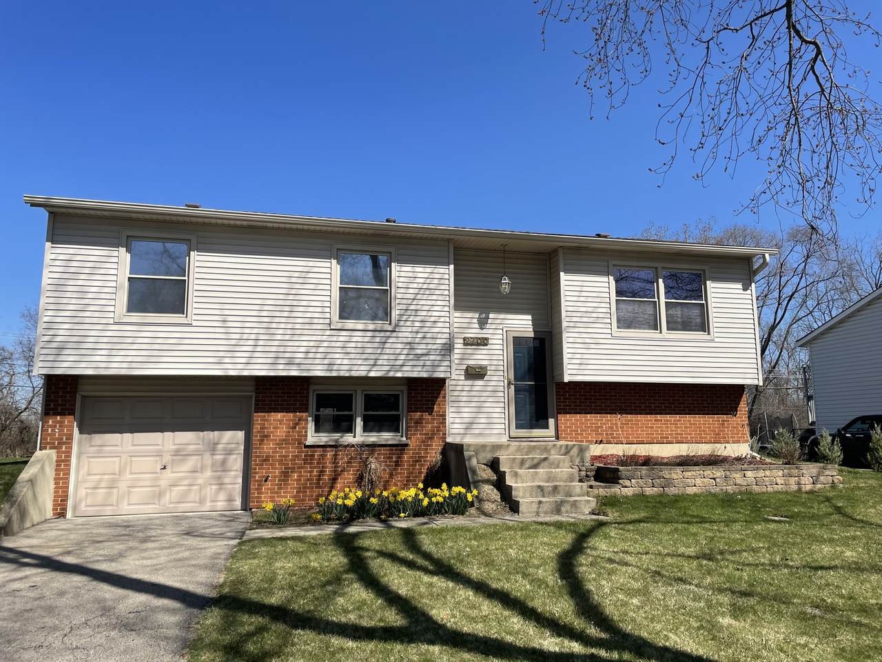 2700 Ravinia Lane - Photo 1