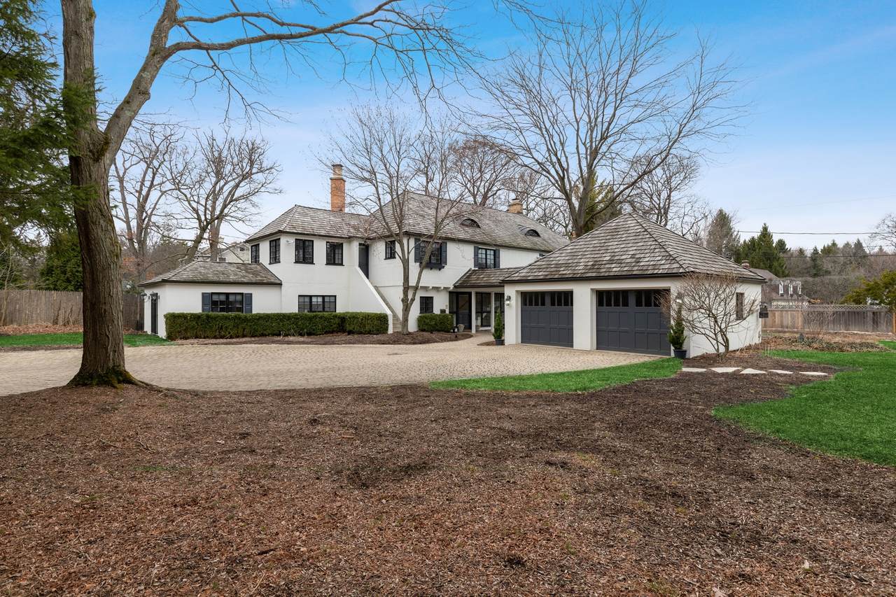 751 Sheridan Road - Photo 1
