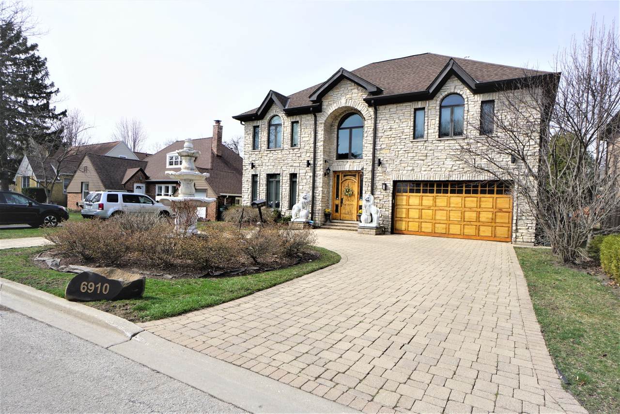 6910 Knox Avenue - Photo 1