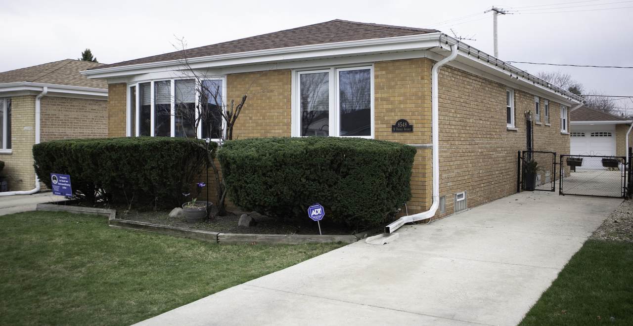 8548 Oriole Avenue - Photo 1