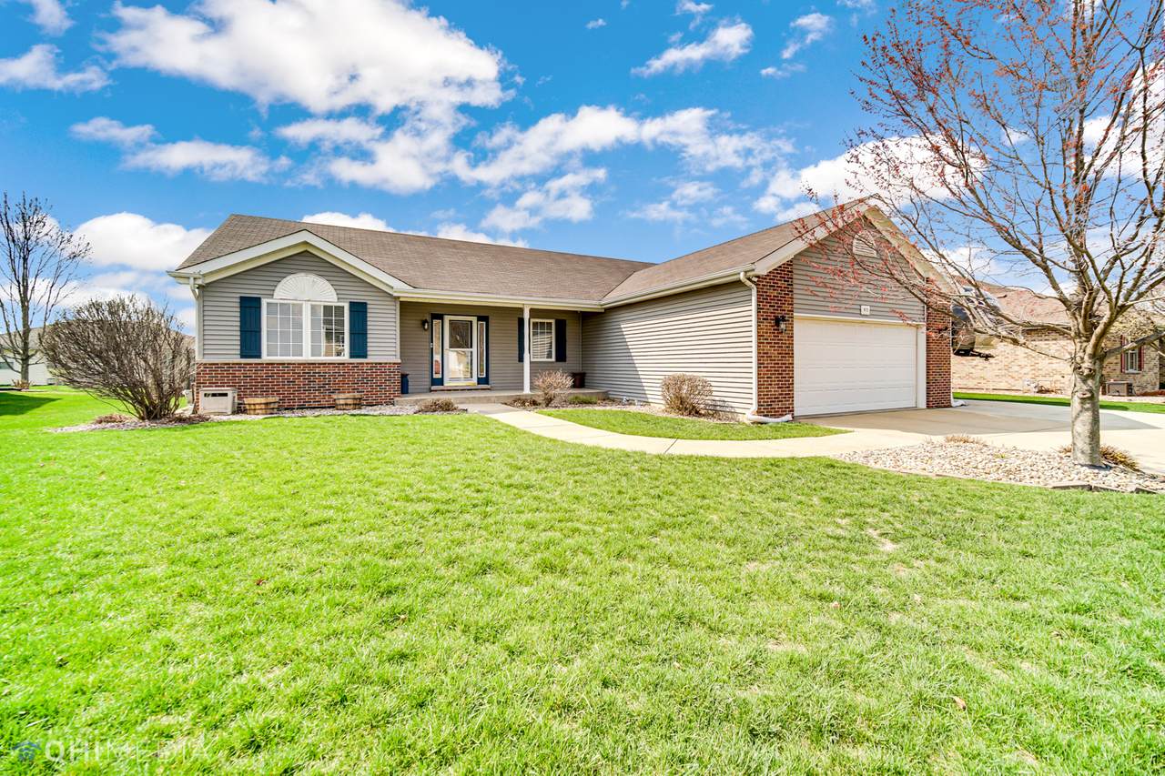 973 Louise Drive - Photo 1