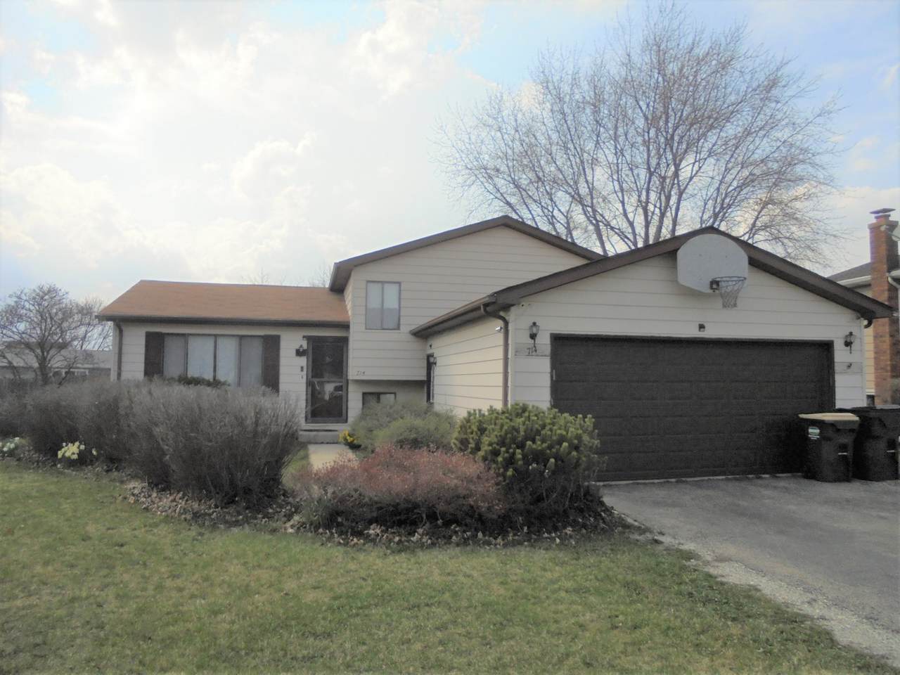 714 Holdridge Avenue - Photo 1