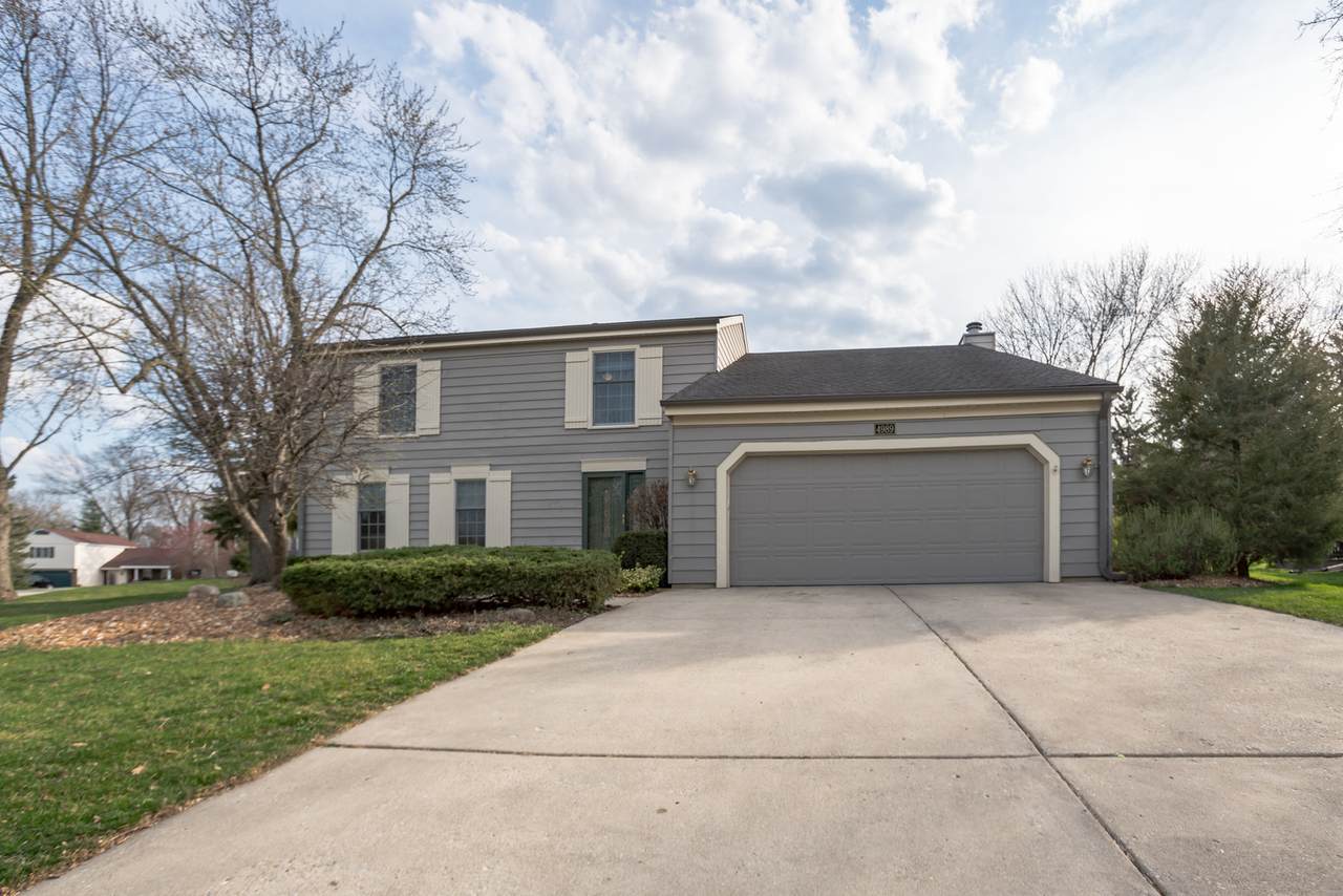 4989 Prairie Oak Road - Photo 1