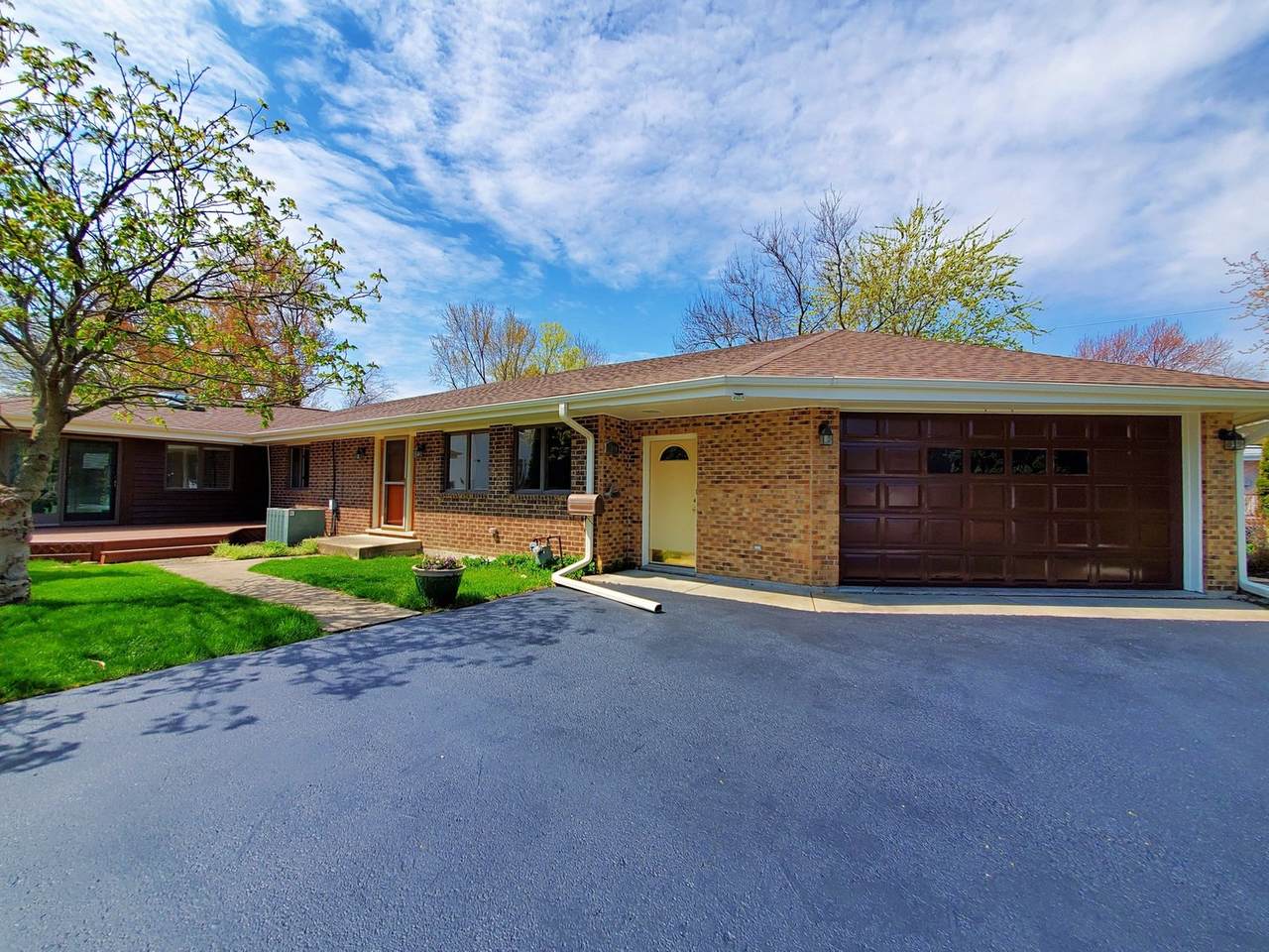9000 Murphy Lane - Photo 1