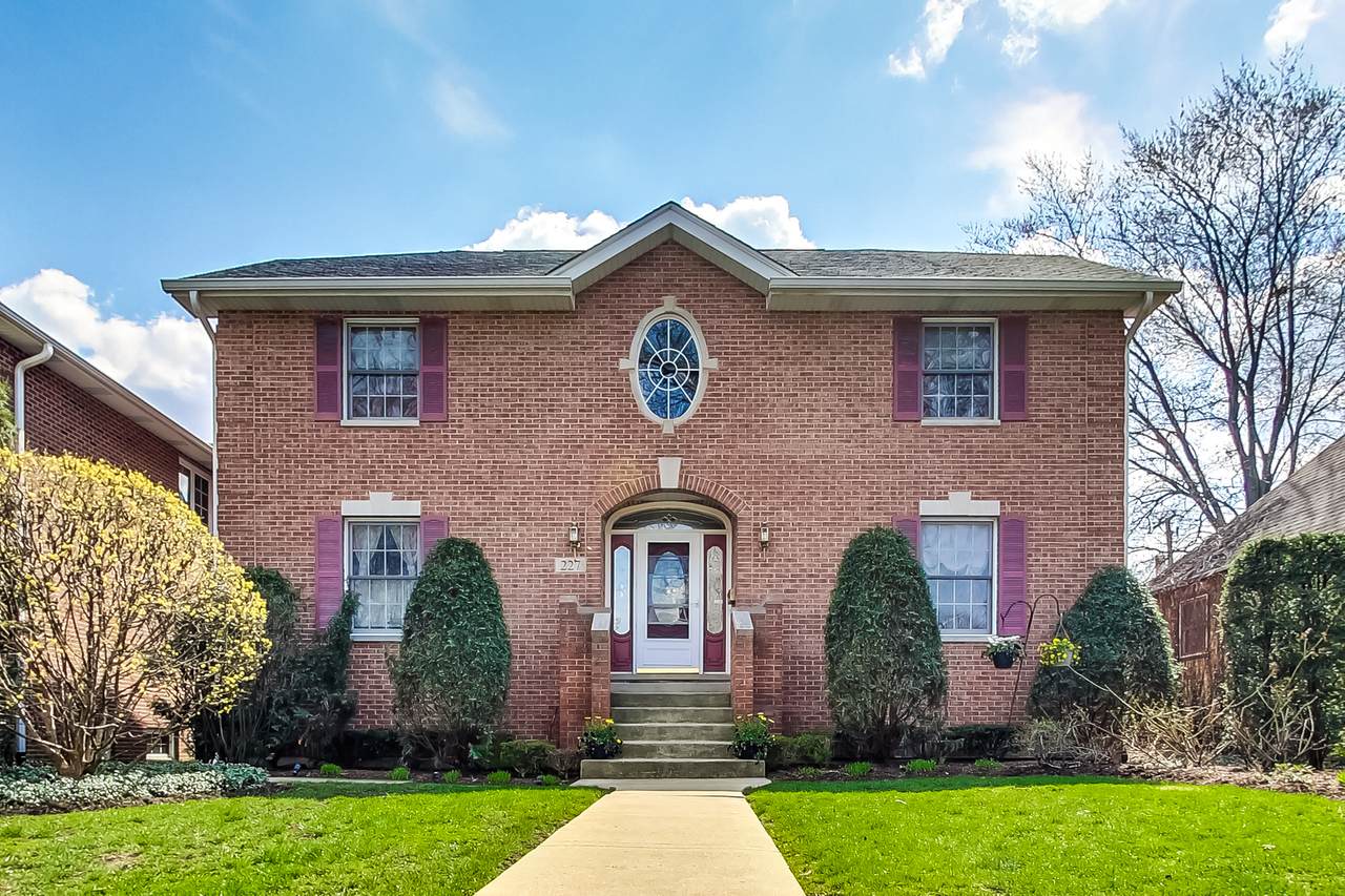 227 Stanley Avenue - Photo 1
