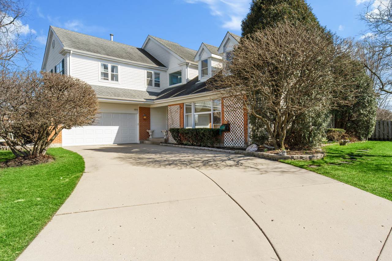 155 Chapel Oaks Drive - Photo 1