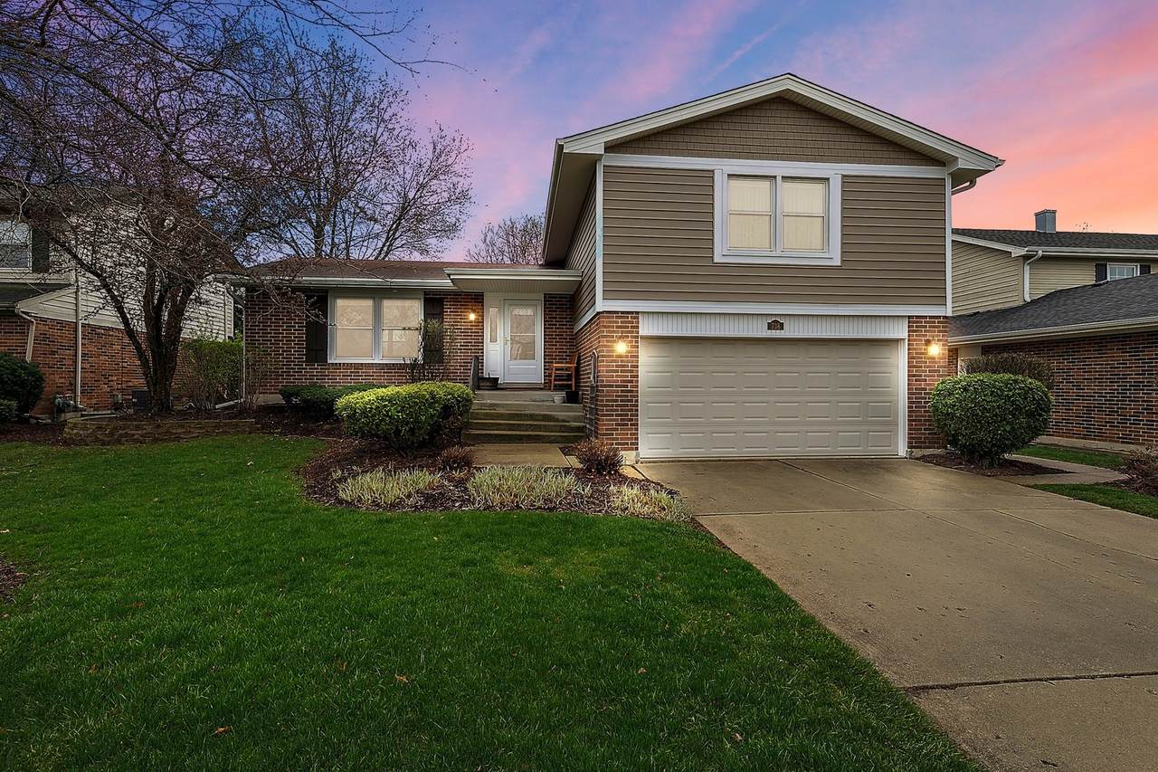 738 Queenswood Lane - Photo 1