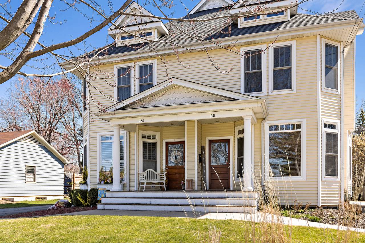 28 Van Nortwick Avenue - Photo 1