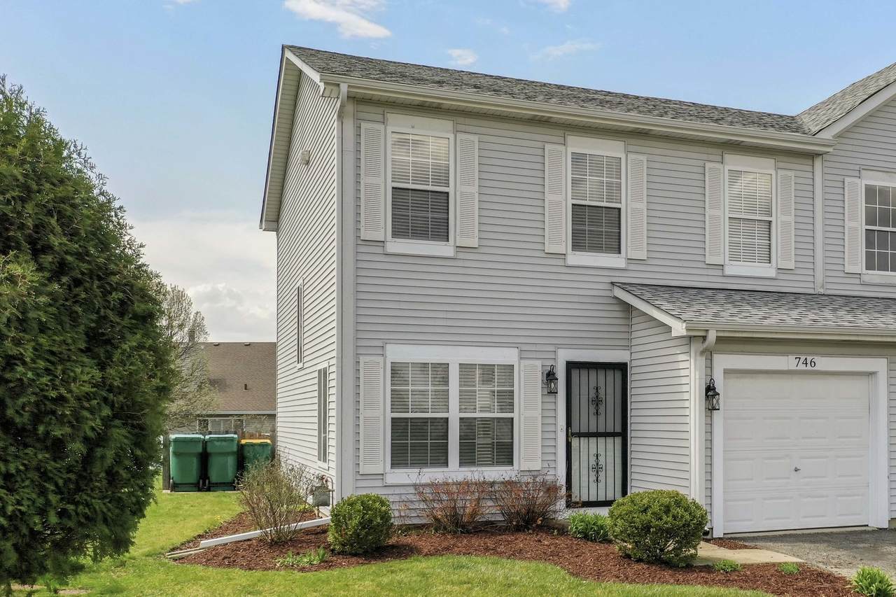 746 Bayles Drive - Photo 1