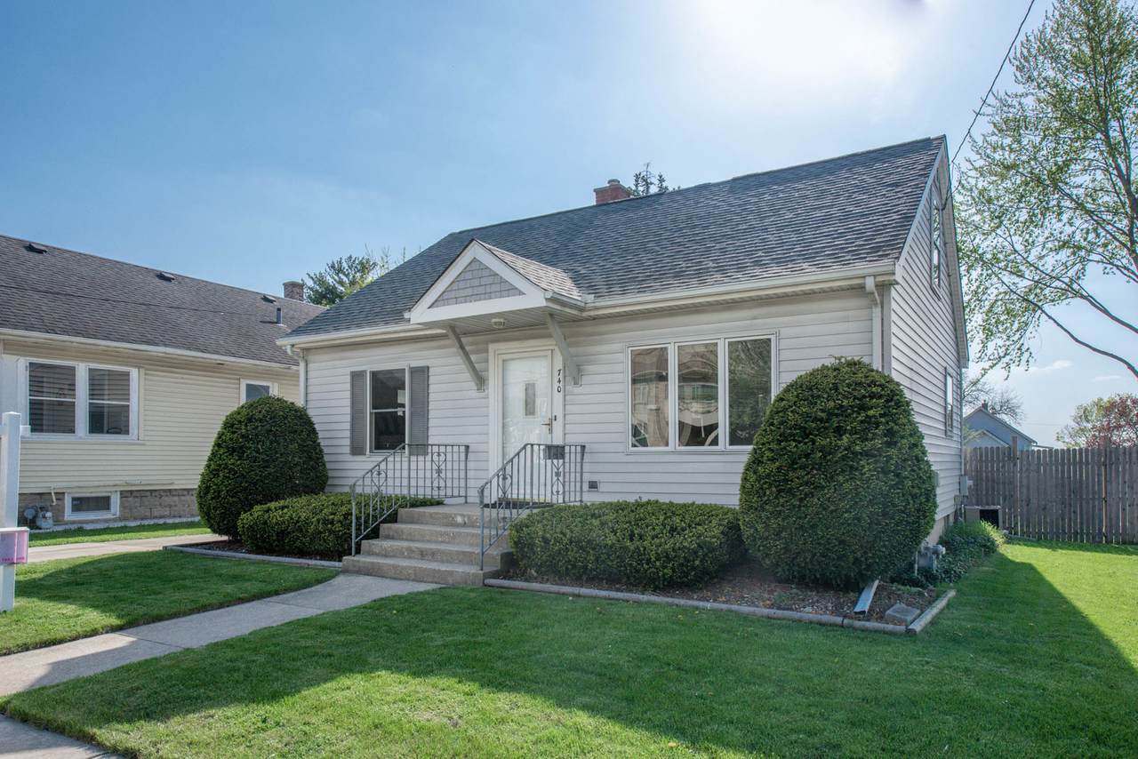 740 Root Street - Photo 1
