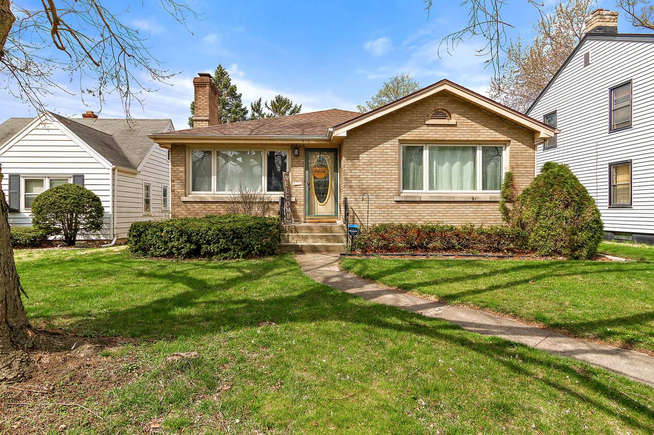 513 Curtis Avenue - Photo 1