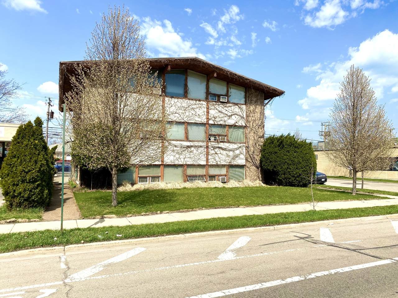 3400 Main Street - Photo 1