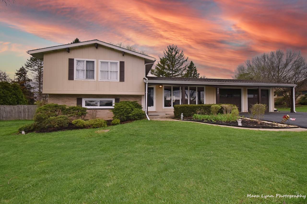 352 Hilltop Drive - Photo 1