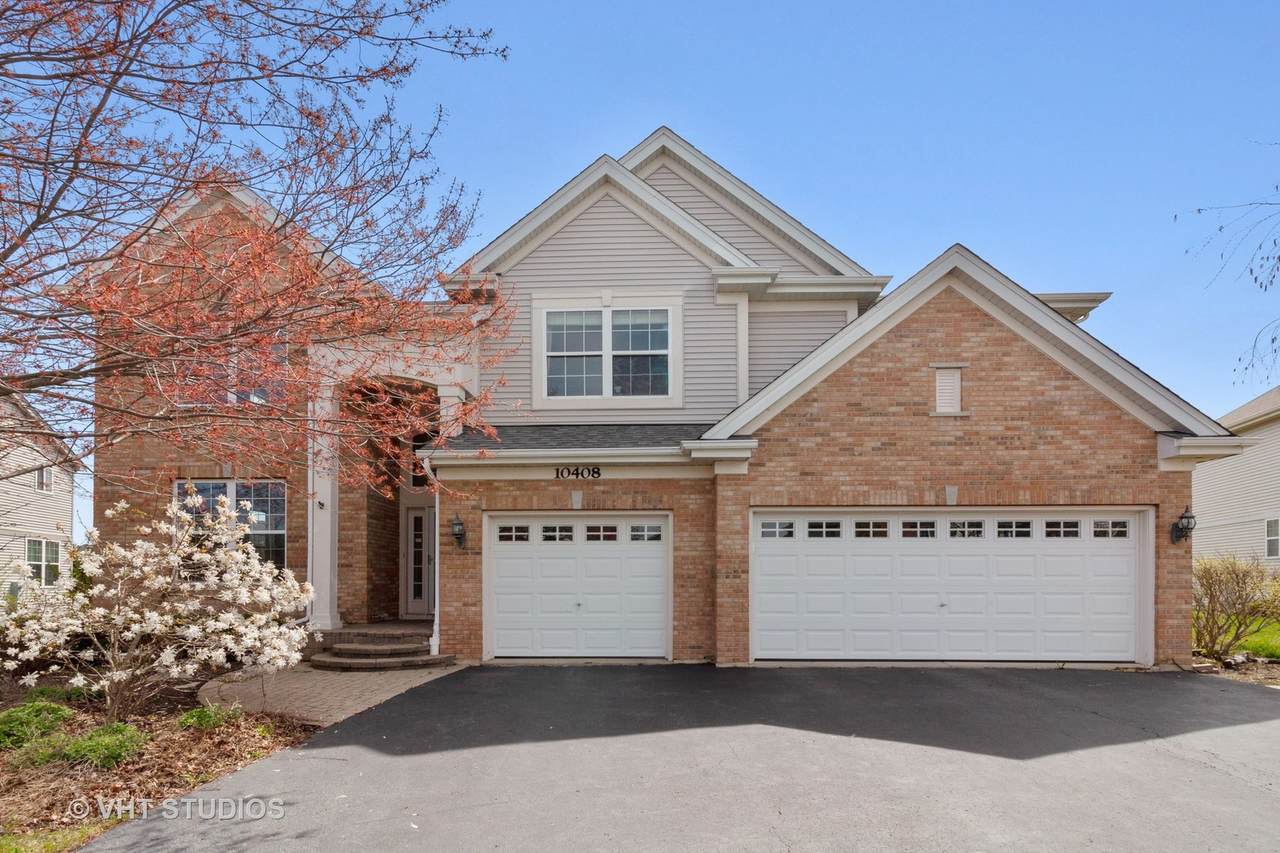 10408 Eastwood Drive - Photo 1