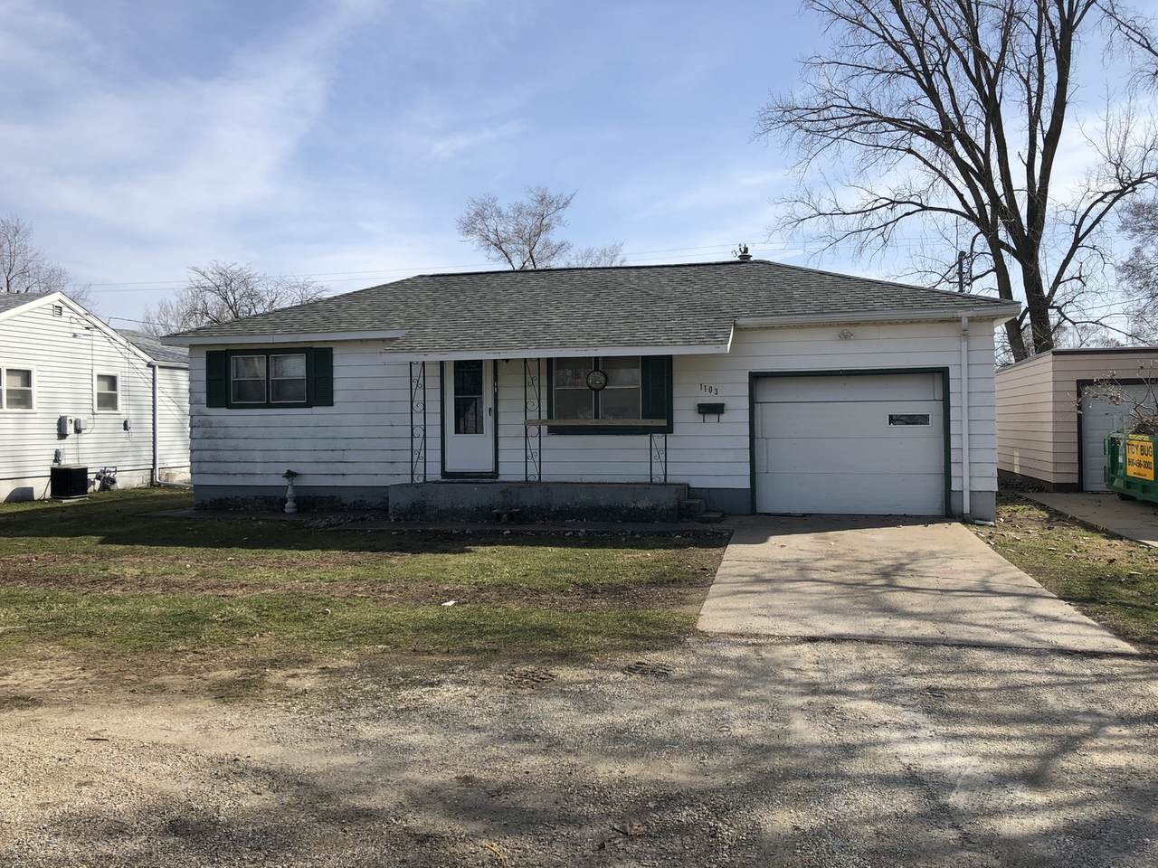 1103 20th Street - Photo 1