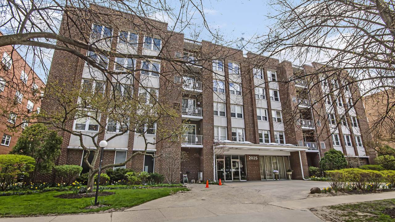 2025 Sherman Avenue - Photo 1