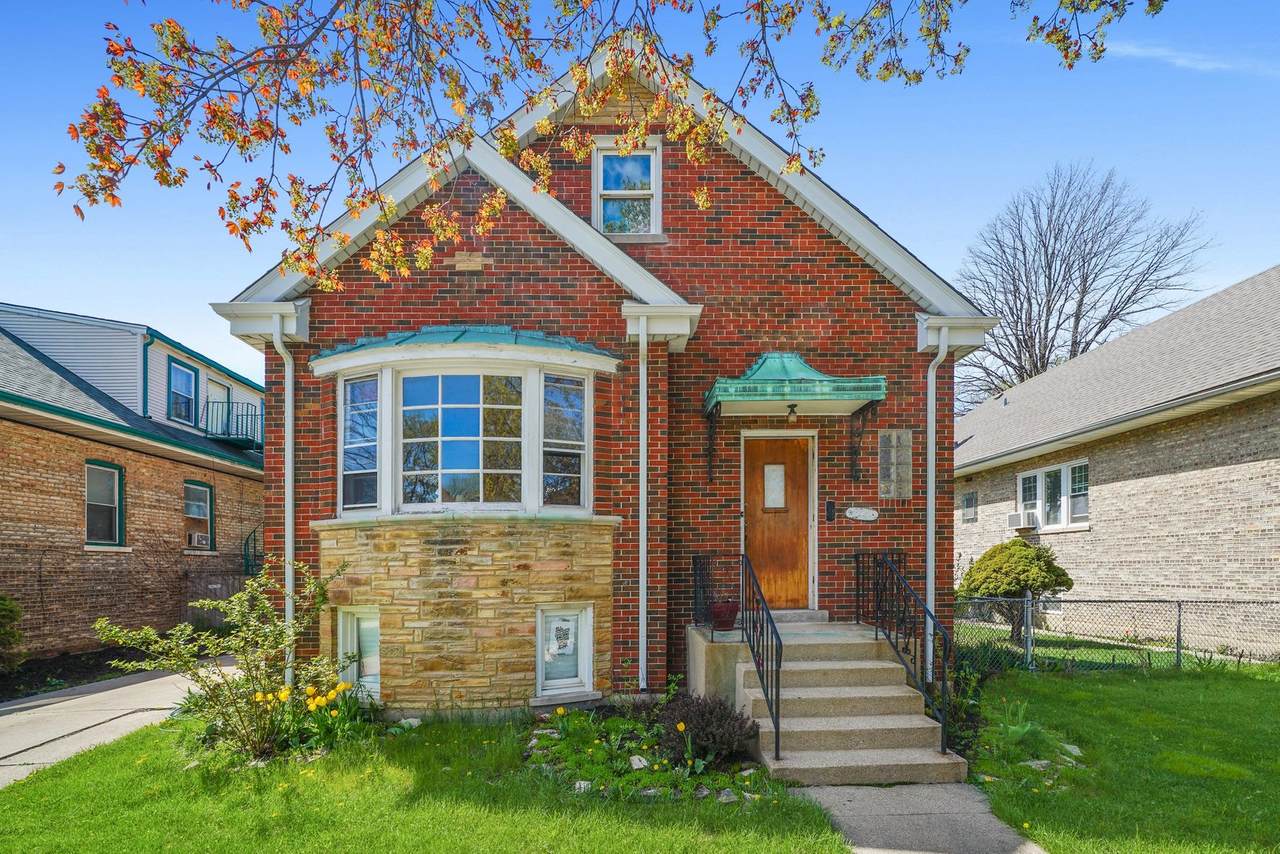 2240 Austin Boulevard - Photo 1