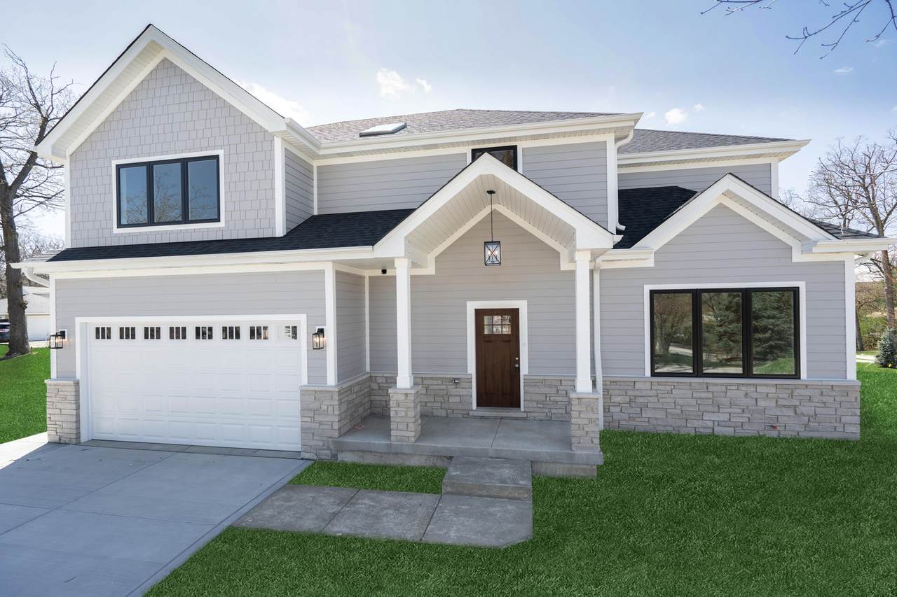 600 Charleton Street - Photo 1
