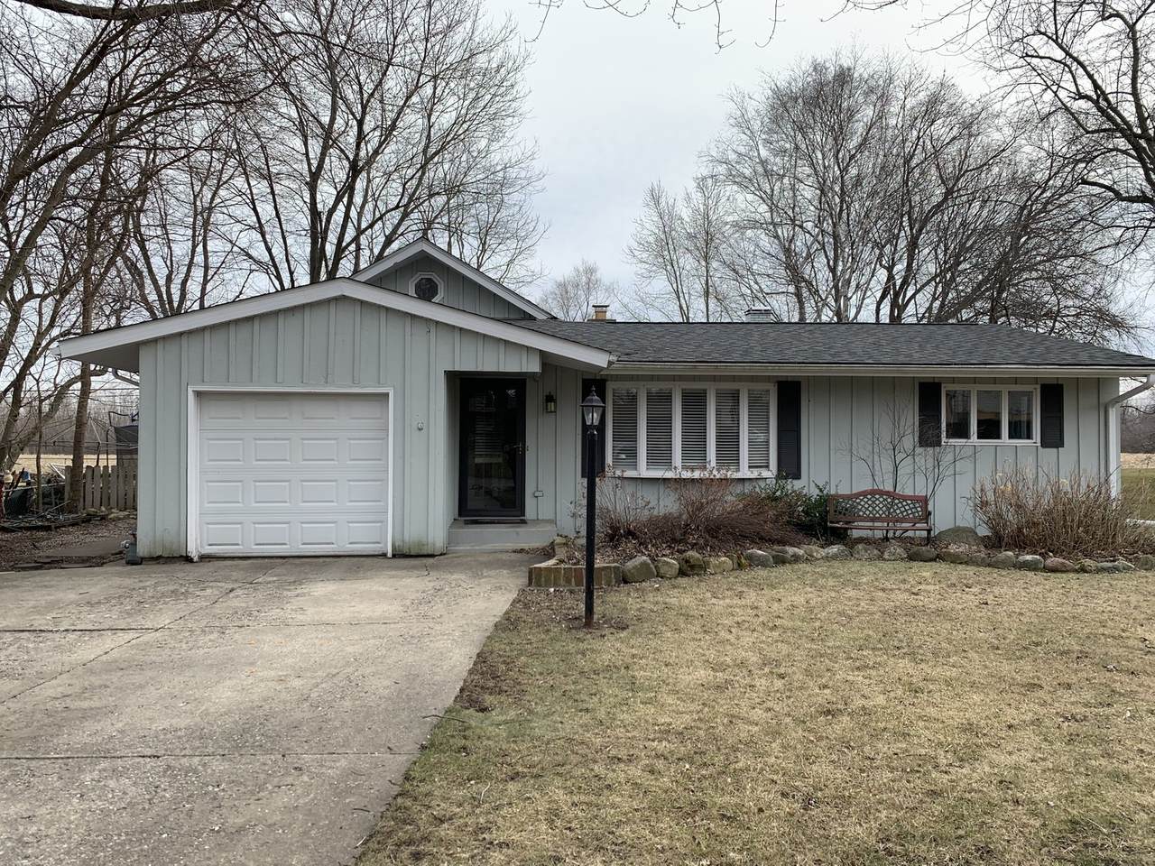3011 Killarney Drive - Photo 1