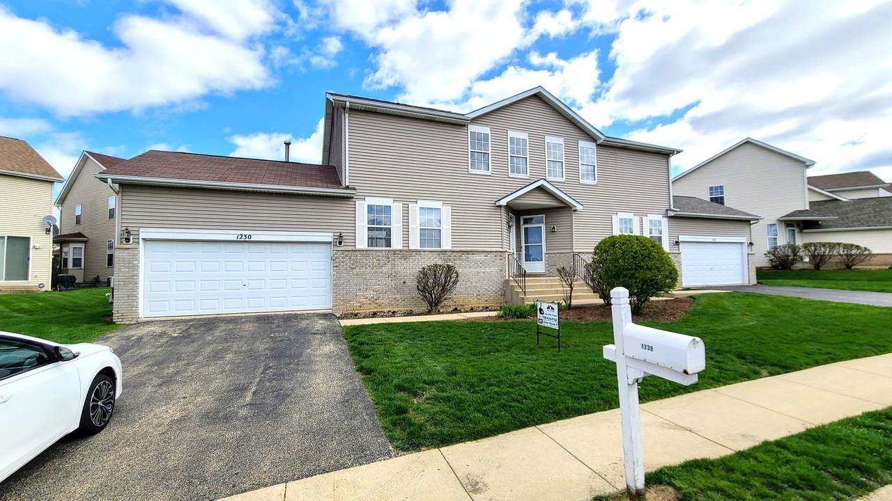 1230 Grand Boulevard - Photo 1