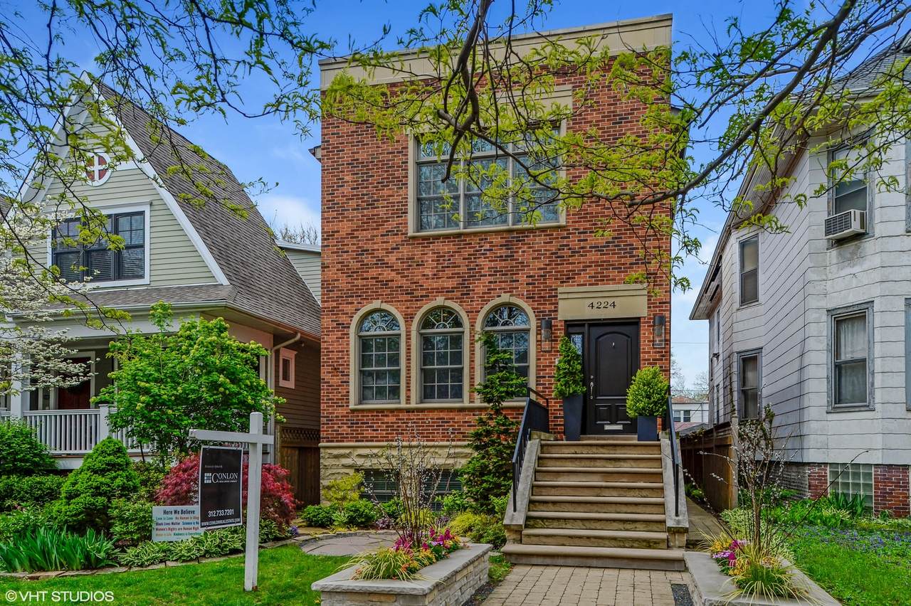 4224 Wolcott Avenue - Photo 1