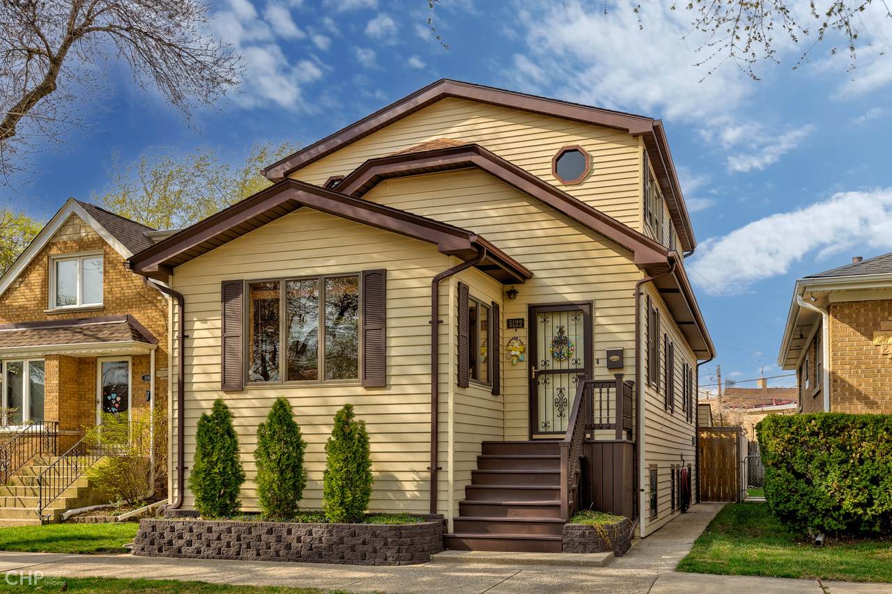 5122 Berwyn Avenue - Photo 1