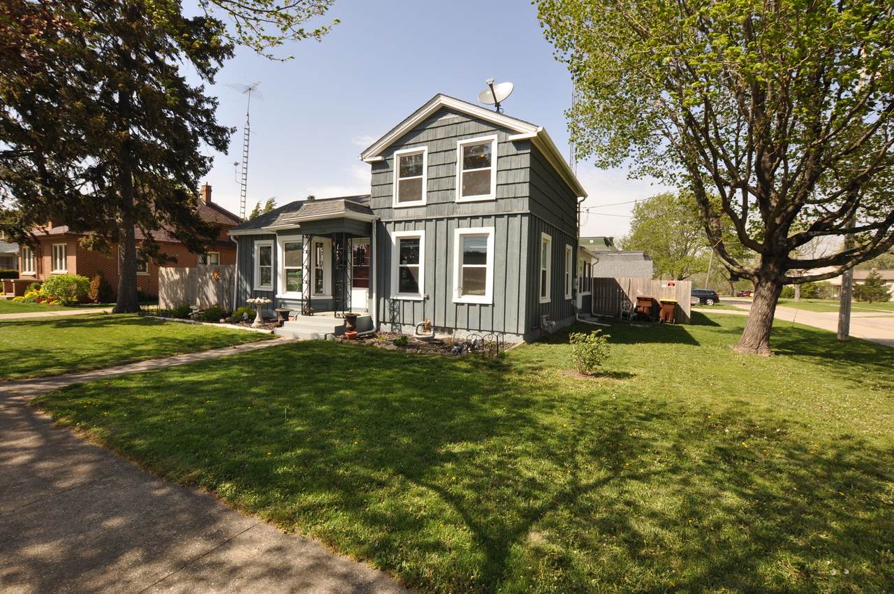 224 Washington Street - Photo 1