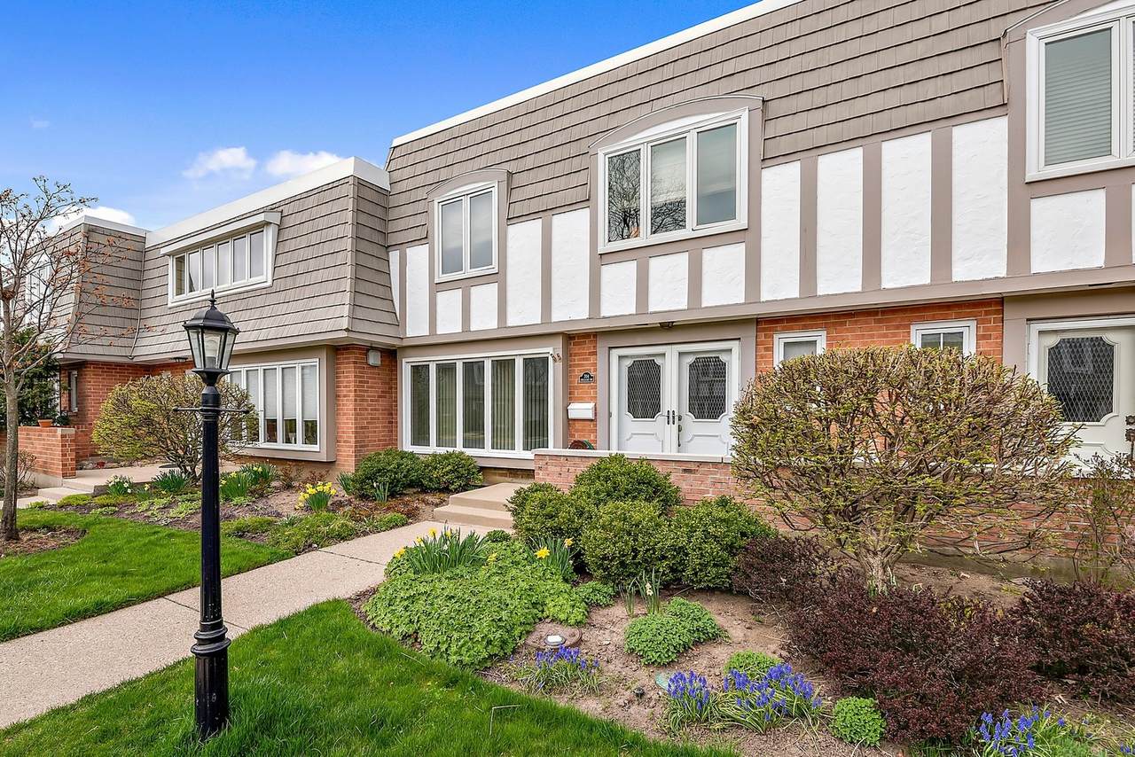 704 Orleans Drive - Photo 1