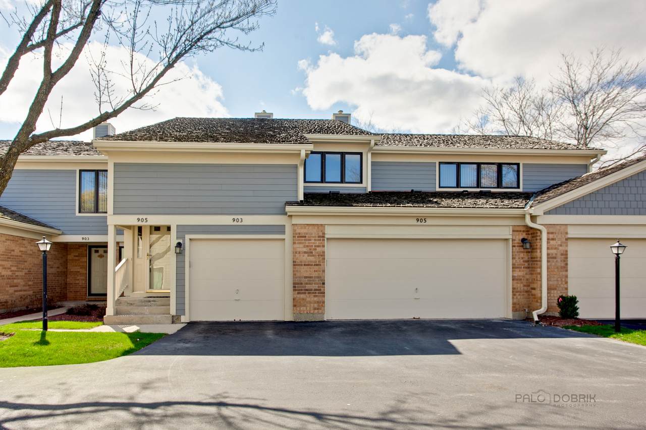 905 Suffolk Court - Photo 1