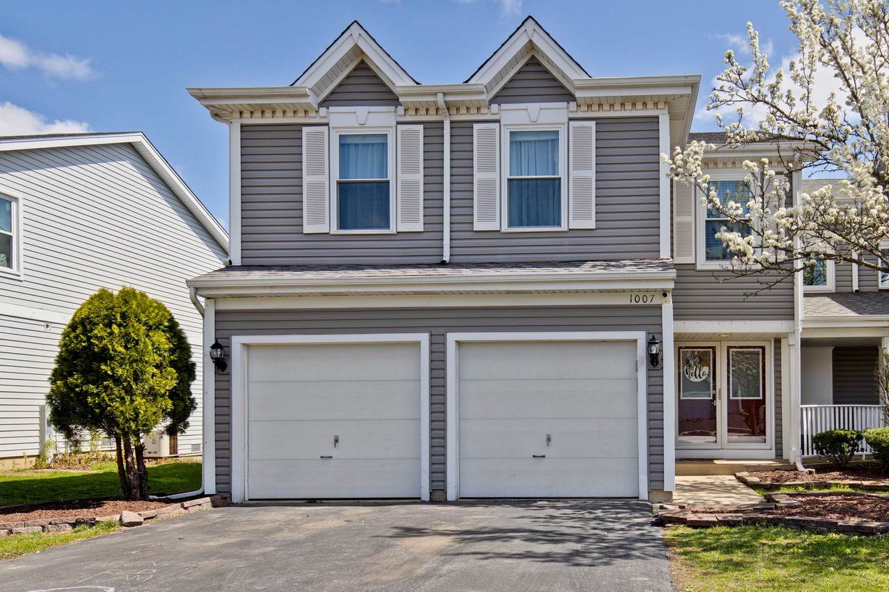 1007 Bentley Lane - Photo 1